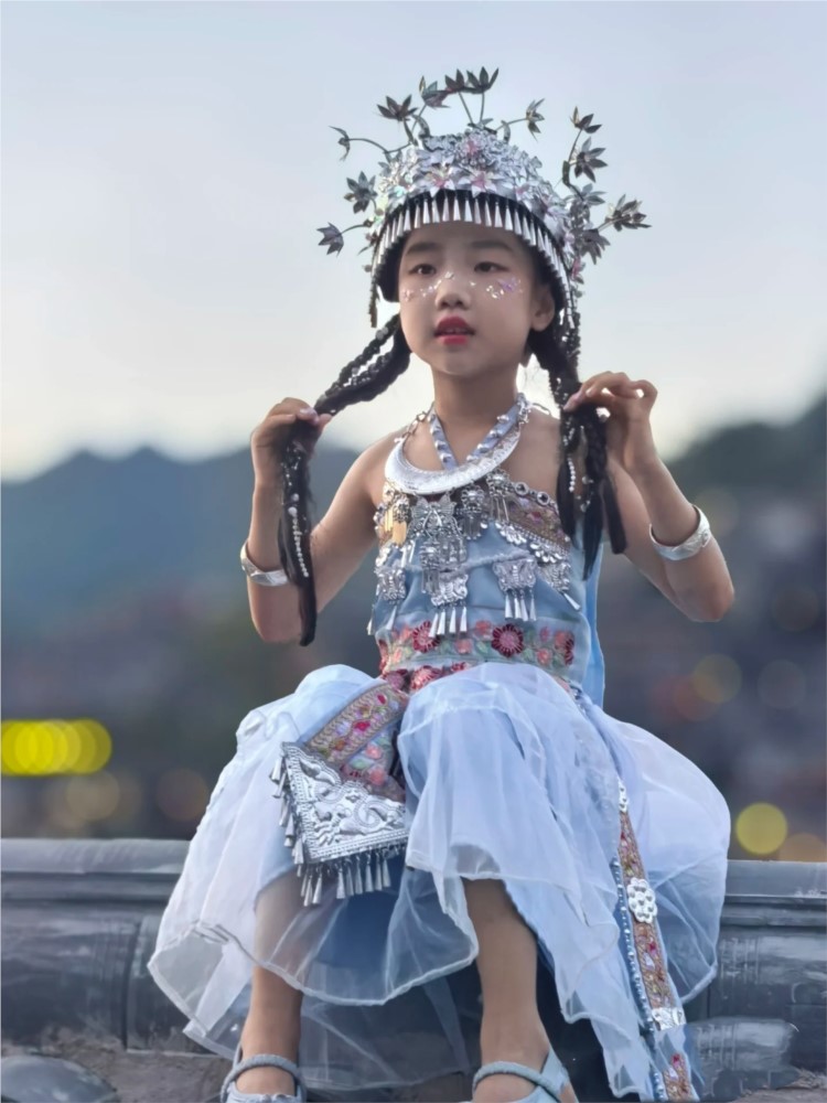 New light blue family-friendly - огляд і ціна Photography Lighting For Portraits