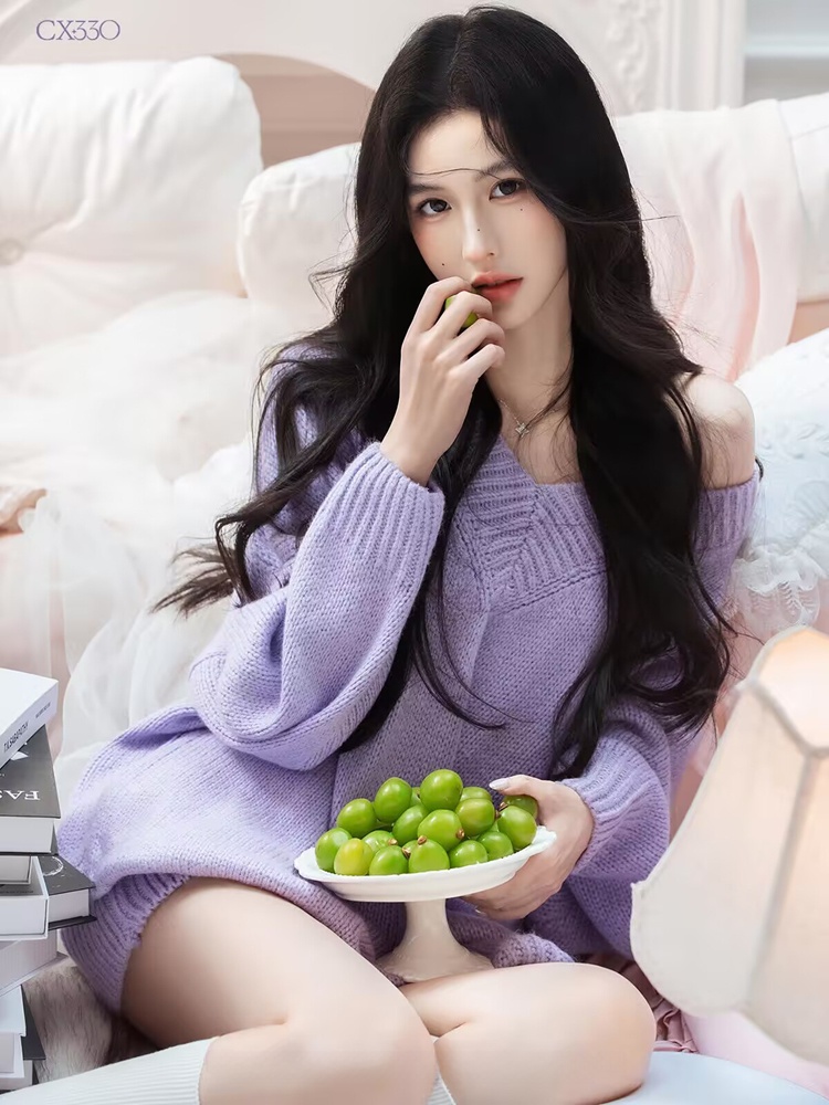 Autumn Winter Purple Sweater O - огляд і ціна Lighting In Photography Studio